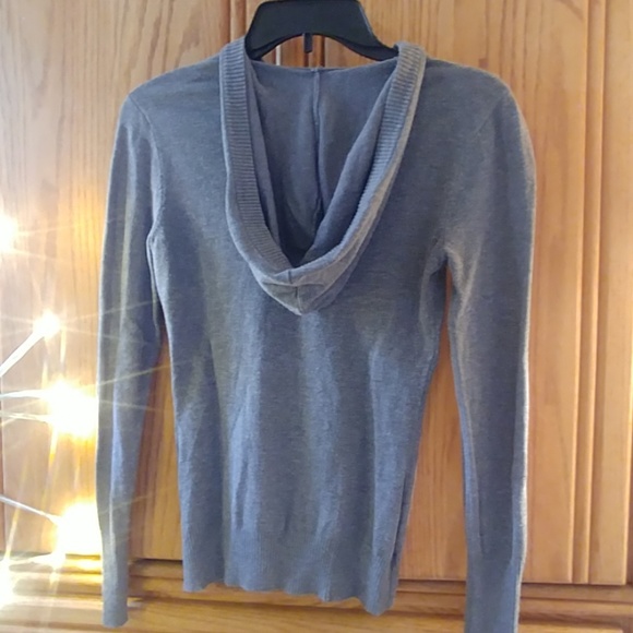 Guess Hoodie Sweater! EUC! - Picture 4 of 5